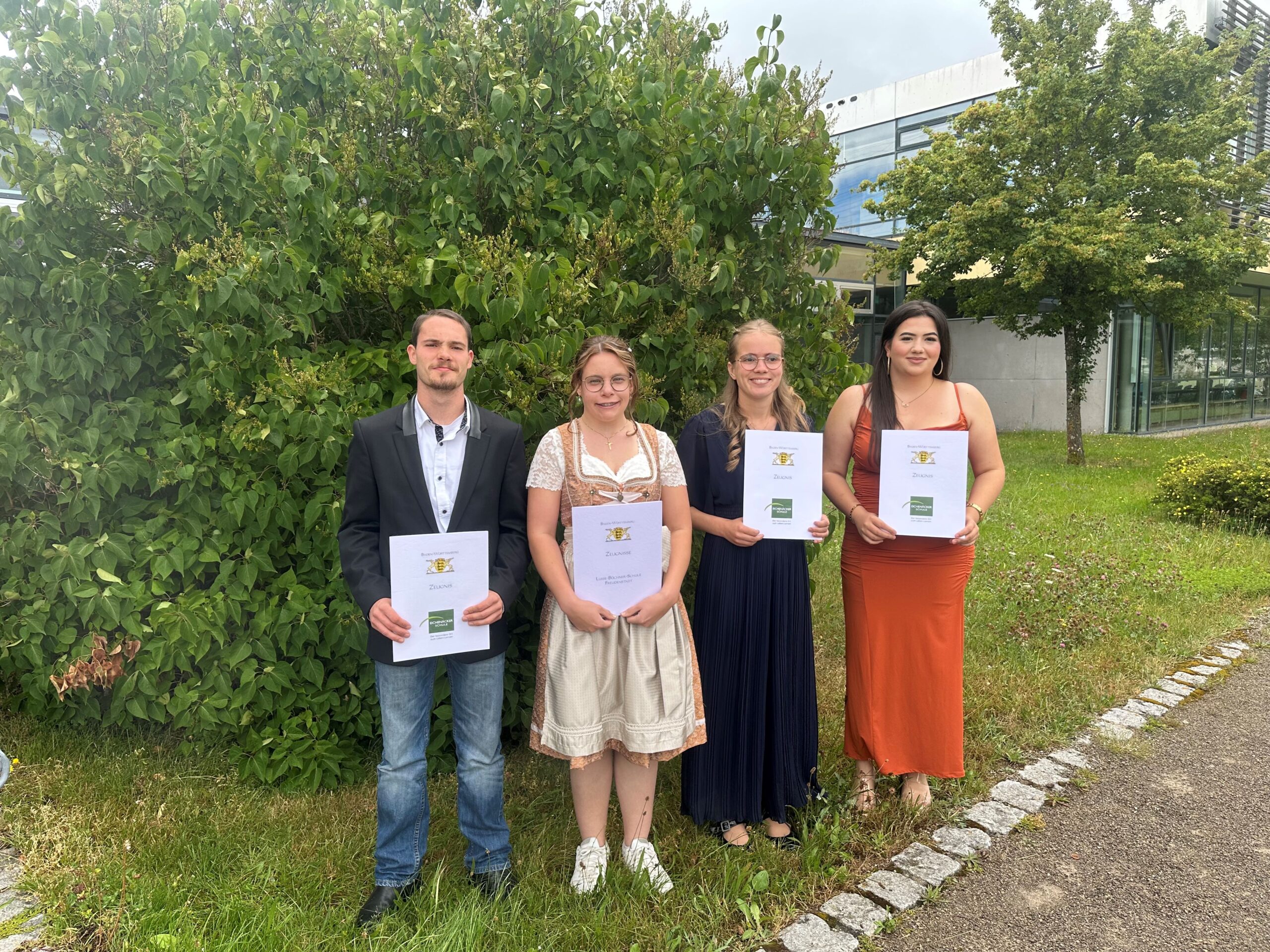 Feierlicher Abschied an der Luise-Büchner-Schule